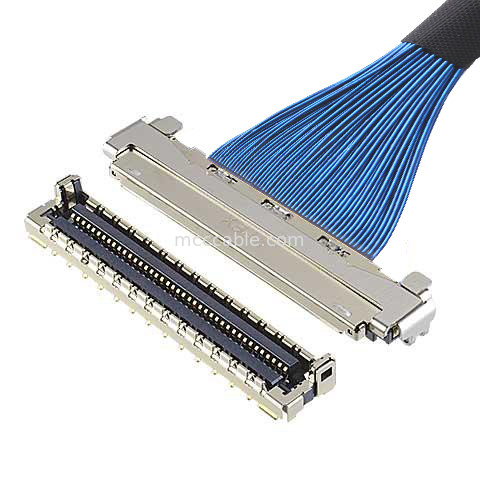 MICRO COAX CABLE 30P 20878-030T-01 Micro Coaxial LVDS Cable với màn chắn EMC và khóa cơ học