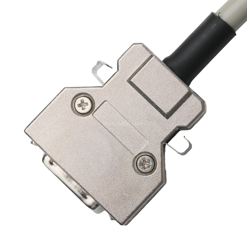 Hd D-Sub To Mdr Plug Connector Cable 14p*28 Awg Od 7.0mm Beige PVC Jack