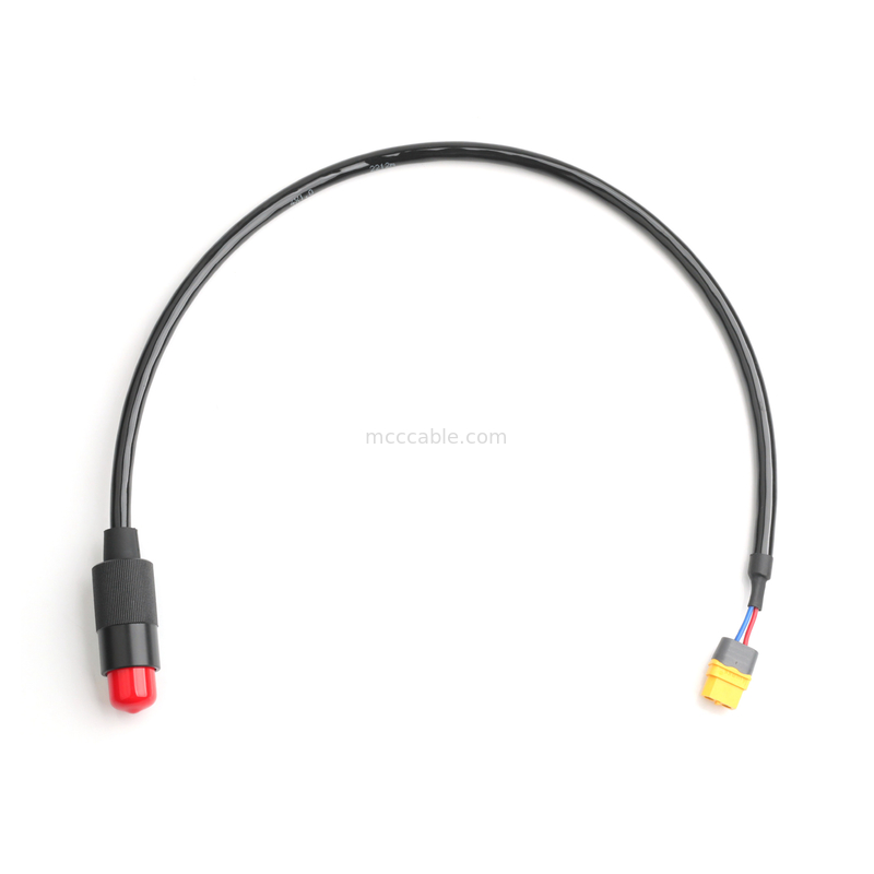 4-Core Power Cable Assembly 2-Pin Connector 600V 125°C với ống thu nhỏ nhiệt