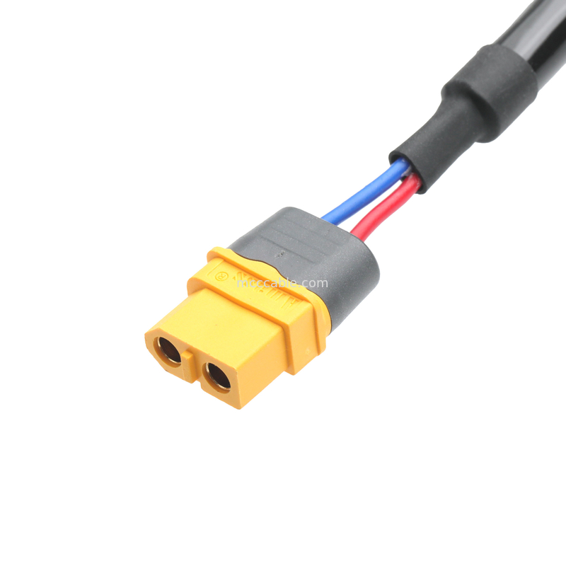 4-Core Power Cable Assembly 2-Pin Connector 600V 125°C với ống thu nhỏ nhiệt